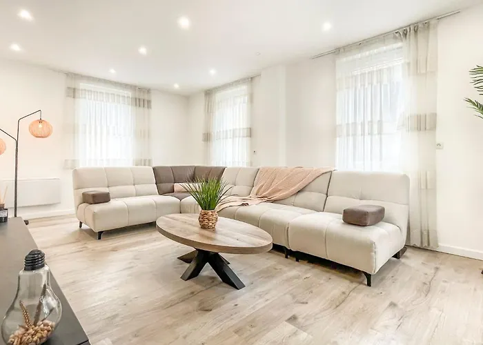 Homey Sakine- Proche Centre- Netflix- Wifi